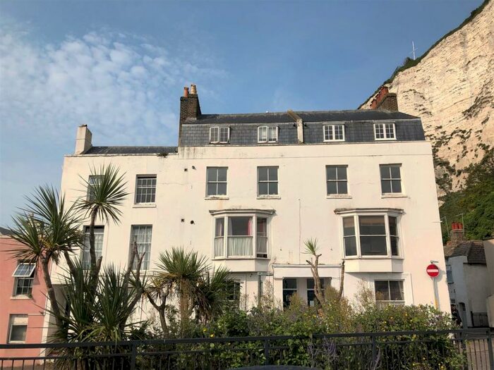 1 Bedroom Flat To Rent In East Cliff, Dover, CT16