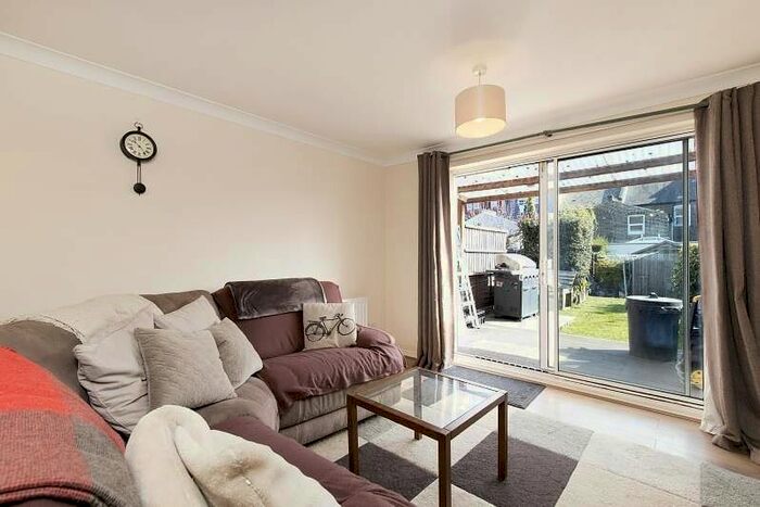 2 Bedroom Detached House To Rent In Sunlight Close, London, SW19