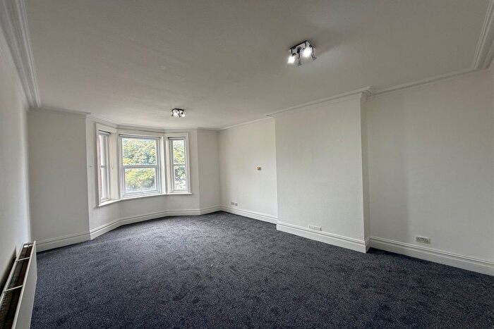 1 Bedroom Flat To Rent In Christchurch Road, Bournemouth, BH1