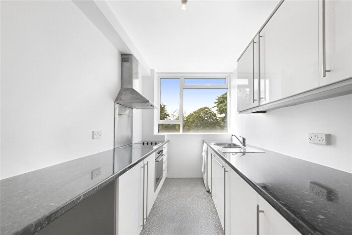 2 Bedroom Flat To Rent In Burton Lodge, Portinscale Road, London, SW15