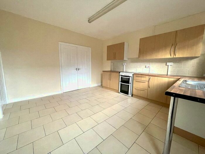 2 Bedroom Property To Rent In Agnes Terrace, Barnsley, S70