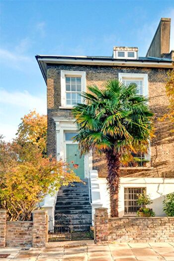 2 Bedroom Flat For Sale In Rochester Square, Camden, London, NW1