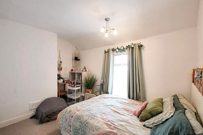 2 Bedroom Cottage To Rent In Park Lane, Littleover, DE23
