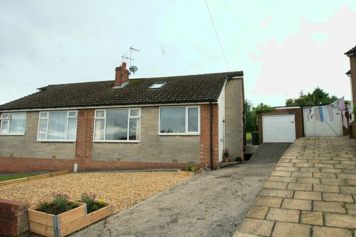 3 Bedroom Semi-Detached House To Rent In Littlemoor View, Pudsey, West Yorkshire, LS28