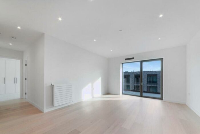 2 Bedroom Flat To Rent In Mill Building, Royal Wharf, E16