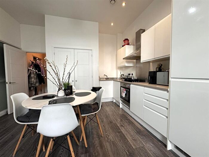 2 Bedroom Apartment To Rent In Vicarage Farm Road, Peterborough, PE1