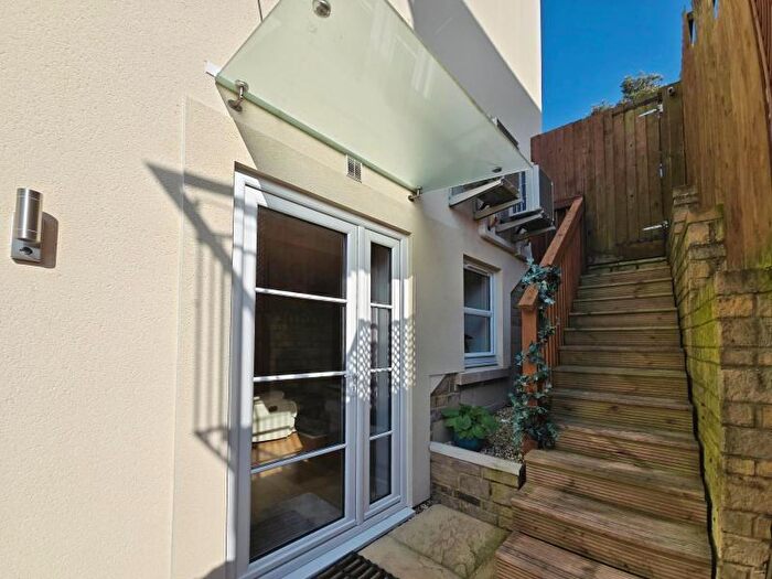 1 Bedroom Apartment To Rent In Charlcombe Rise - Portishead, BS20