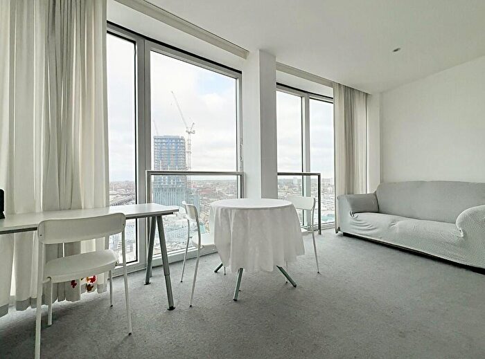 Studio To Rent In New Street, Birmingham, B2