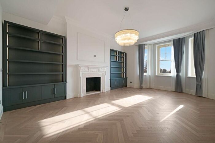 4 Bedroom Flat To Rent In North Gate, Prince Albert Road, NW8