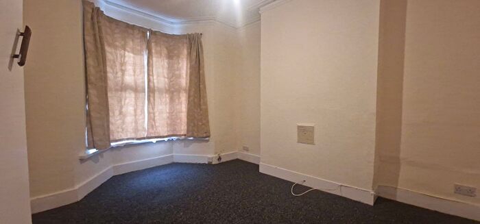 3 Bedroom Terraced House To Rent In Wolseley Road, London, E7