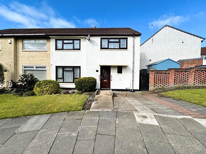 4 Bedroom Semi-Detached House For Sale In Edenhill Road, Peterlee, County Durham, SR8