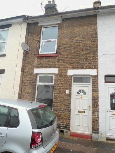 2 Bedroom Terraced House To Rent In Roach Street, Strood, Rochester, ME2