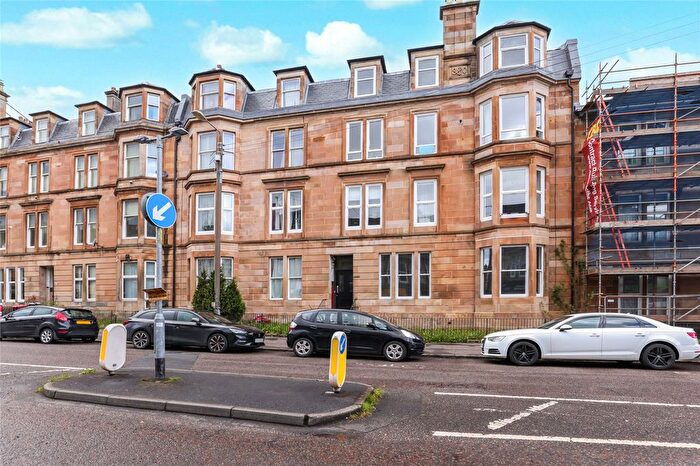 3 Bedroom Flat For Sale In Maxwell Road, Glasgow, Glasgow City, G41