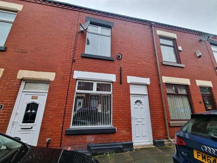 2 Bedroom Terraced House To Rent In Hamilton Street, Stalybridge, SK15
