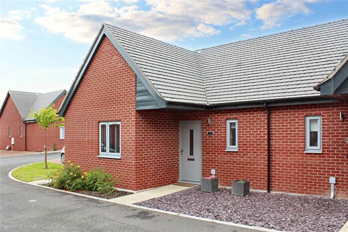 1 Bedroom Bungalow For Sale In Holmes Court, Poringland, Norwich, Norfolk, NR14