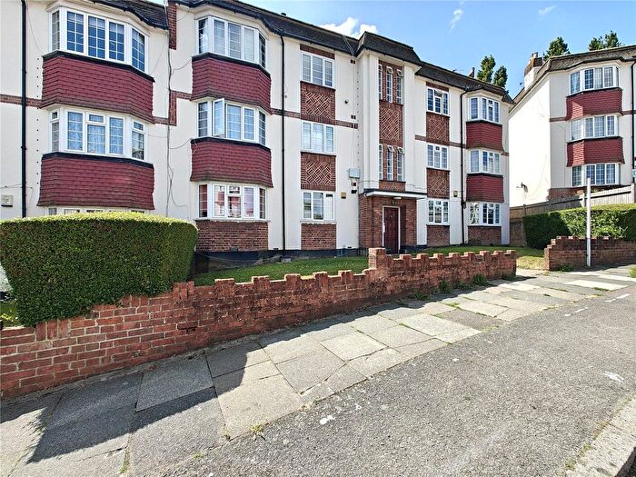 2 Bedroom Flat For Sale In Amblecote Road, Lee, Lewisham, London, SE12