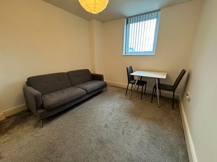 1 Bedroom Flat To Rent In Fleming Way, Town Centre, Swindon, SN1