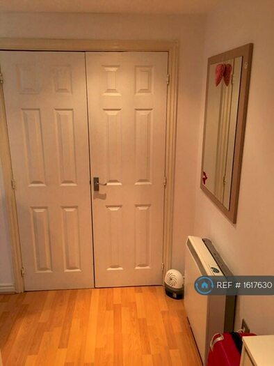1 Bedroom Flat To Rent In Magnum House, Kingston Upon Thames, KT2