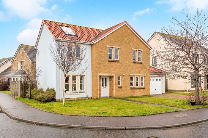 4 Bedroom Detached House For Sale In Fairhaven Crescent, Cellardyke, Anstruther, KY10