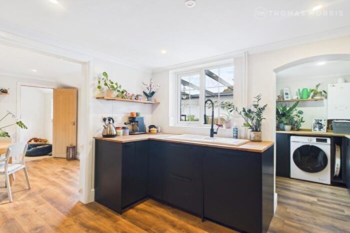 3 Bedroom Detached House For Sale In High Street, Earith, Huntingdon, Cambridgeshire, PE28