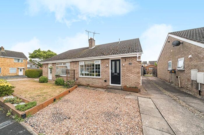 2 Bedroom Semi-Detached Bungalow For Sale In Cedar Close, Thorpe Willoughby, YO8