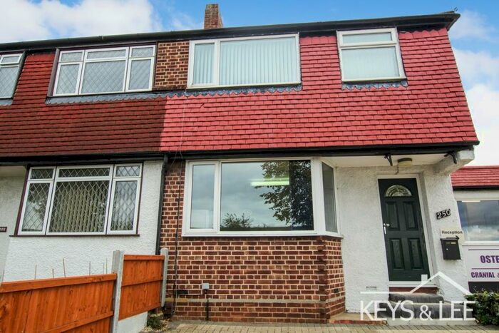 1 Bedroom Flat To Rent In Collier Row Lane, Romford, RM5