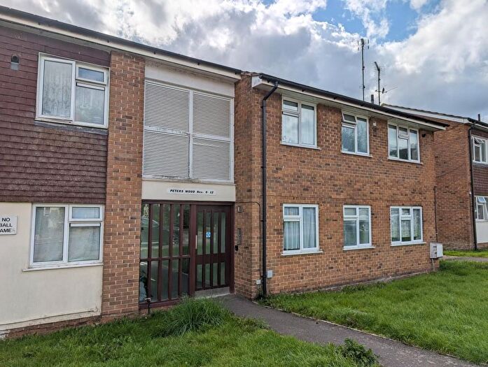 2 Bedroom Apartment For Sale In Peters Wood, Capel, RH5