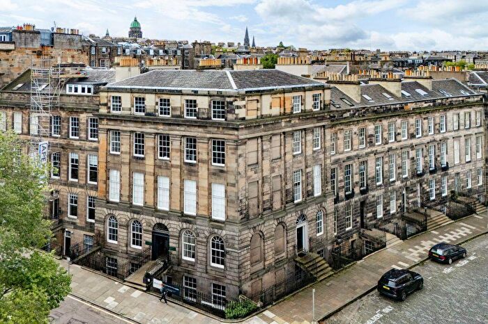 4 Bedroom Flat For Sale In / Darnaway Street, New Town, Edinburgh, EH3