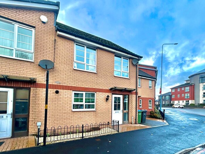 3 Bedroom Terraced House For Sale In High Street, Tipton, DY4