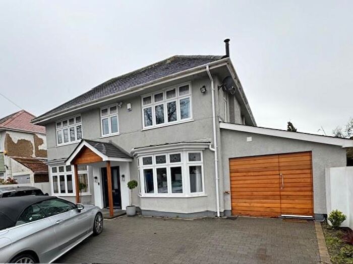 1 Bedroom Apartment To Rent In Holdenhurst Avenue, Boscombe East, Bournemouth, BH7