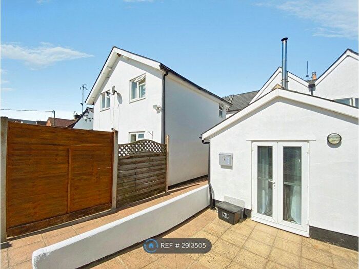 1 Bedroom Flat To Rent In High Street, Semington, Trowbridge, BA14