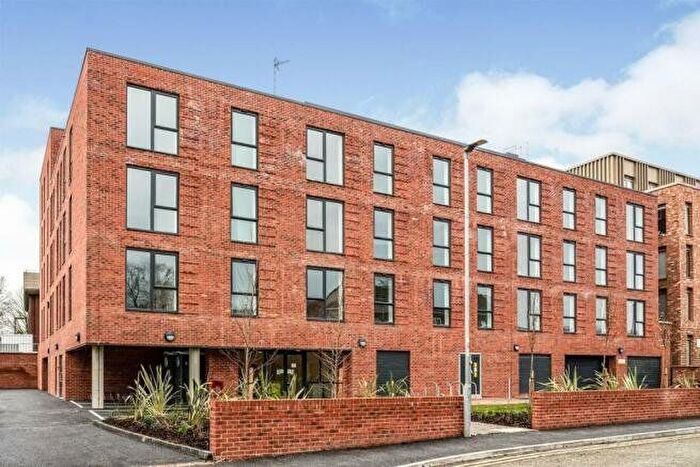 1 Bedroom Flat To Rent In Trafford Street, Chester, Cheshire, CH1