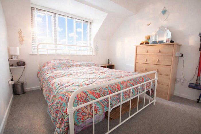 1 Bedroom Retirement Property For Sale In The Crescent, Eastleigh, SO50