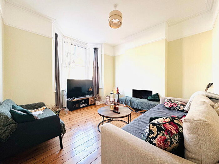 4 Bedroom Terraced House To Rent In Farley Road, London, SE6