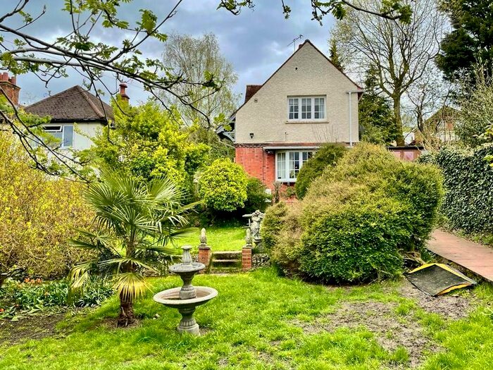 1 Bedroom Ground Maisonette To Rent In West Valley Road, Hemel Hempstead, Hertfordshire, HP3