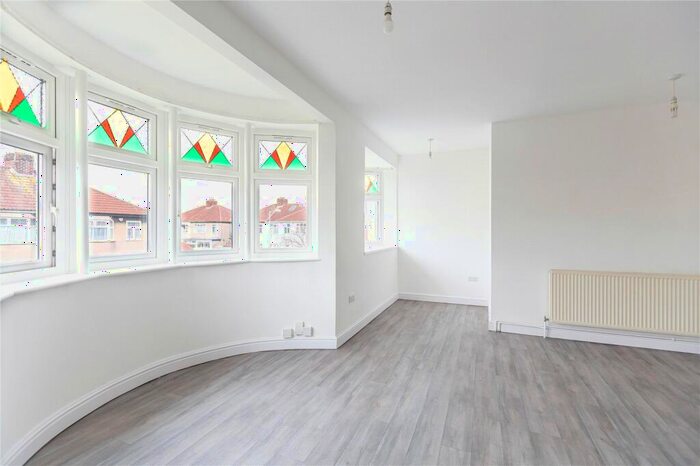 1 Bedroom Apartment To Rent In Symington Road, Fishponds, Bristol, BS16