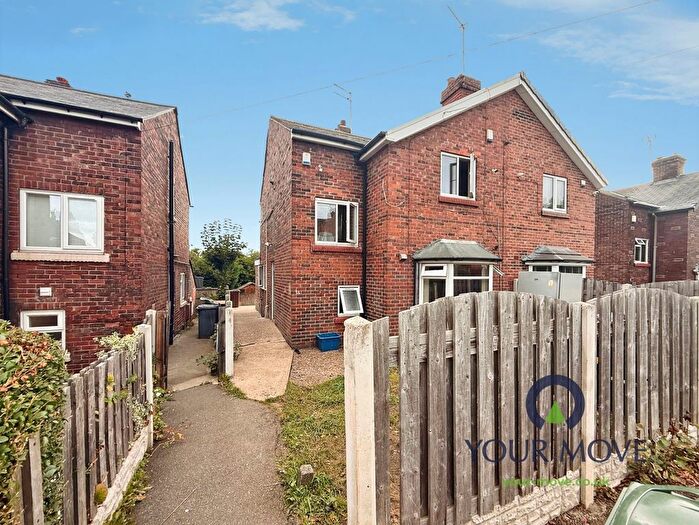 3 Bedroom Semi Detached House For Sale In Far Lane, Rotherham, South Yorkshire, S65