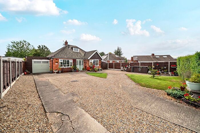 3 Bedroom Detached House For Sale In Windmill Way, Haxby, York, YO32