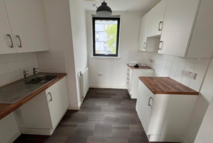 1 Bedroom Flat To Rent In , Westfield Avenue, EH11