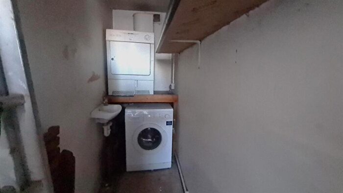 Studio To Rent In Belmont Road, S. Tottenham, N15