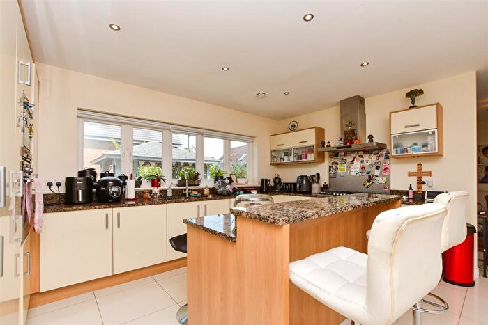 4 Bedroom Detached House For Sale In The Furrows, Crawley Down, West Sussex, RH10