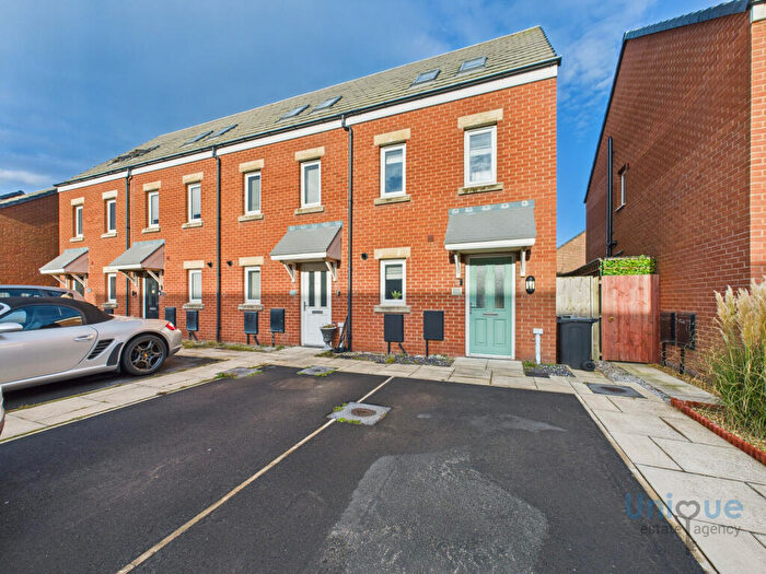 3 Bedroom End Of Terrace House For Sale In Ashworth Road, Lytham St. Annes, FY8