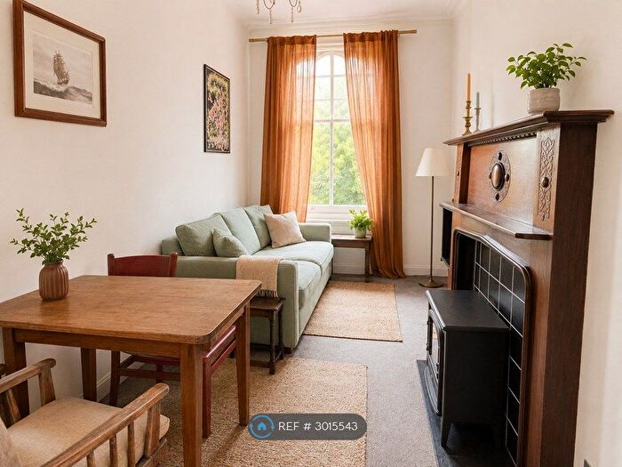 2 Bedroom Flat To Rent In Blackheath, London, SE3