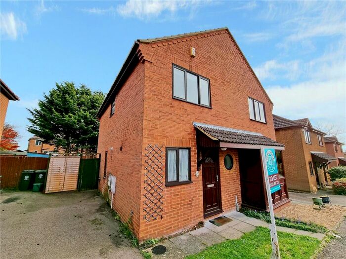 2 Bedroom Semi-Detached House To Rent In Belmont Gardens, Raunds, Northants NN9