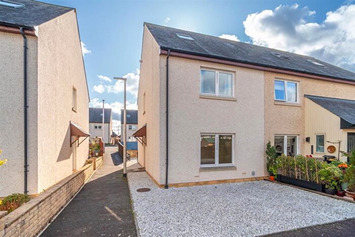 3 Bedroom Property For Sale In Mansefield Court, Kelso, TD5