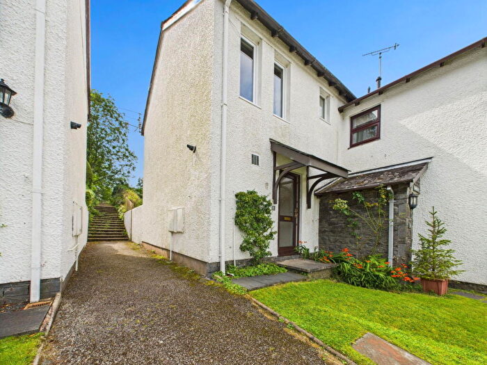 3 Bedroom Link Detached House For Sale In Stockghyll Court Ambleside, LA22