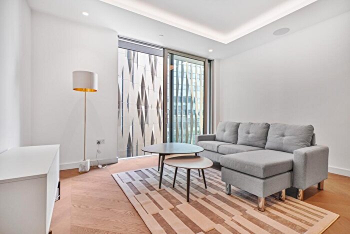 1 Bedroom Apartment To Rent In The Haydon, Minories, EC3N