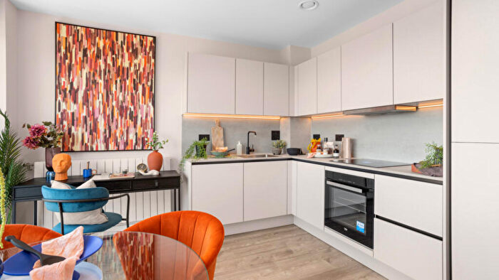1 Bedroom Flat For Sale In Pegler Square Kidbrooke Village Greenwich, London, SE3