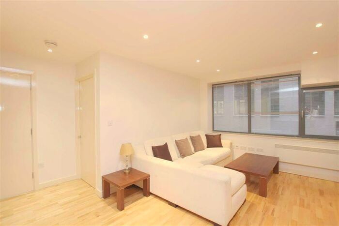 1 Bedroom Flat To Rent In Fetter Lane, Holborn, EC4A