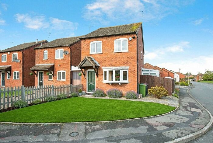 3 Bedroom Detached House For Sale In Ensor Drive, Polesworth, B78
